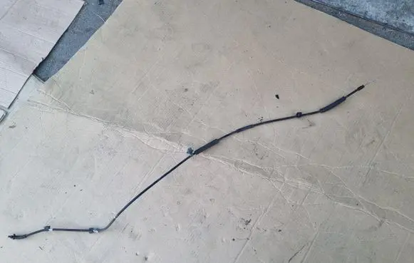 Ford Focus Engine bonnet/hood lock release cable 