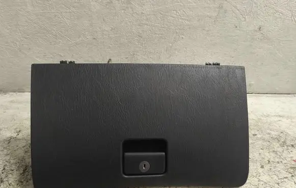 Toyota Corolla E120 E130 Glove box 5555102060 MP5080