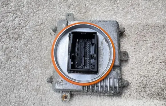 Volkswagen Golf VIII Xenon control unit/module 992941571AE 10101500090 992941571A
