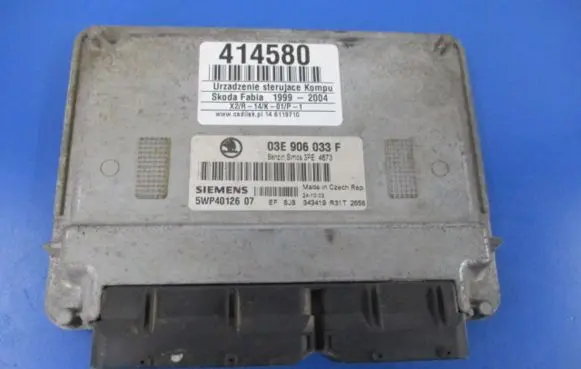 Skoda Fabia Mk1 (6Y) Engine control unit/module ECU 03E906033F