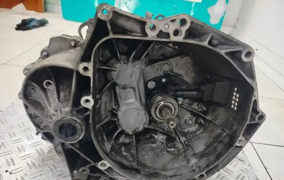 Peugeot Partner Automatic gearbox 