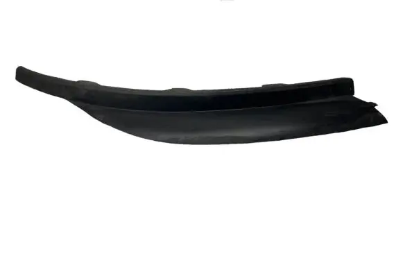 Front bumper lip