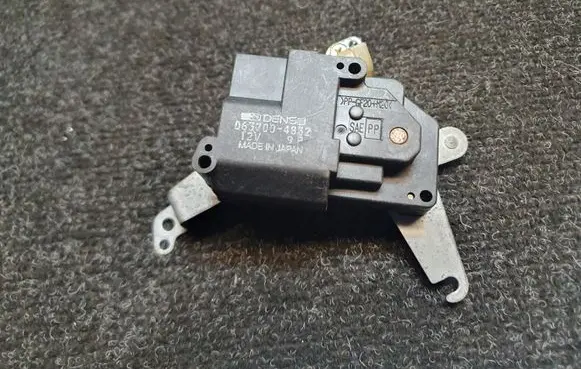 Honda Accord Air flap motor/actuator 0637004832