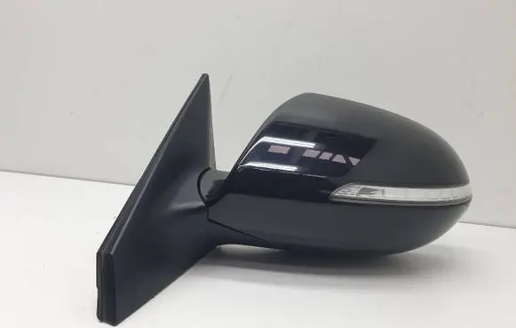 KIA Sportage Front door electric wing mirror