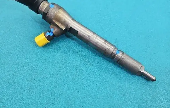 Renault Laguna III Fuel injector H8200294788 IMPRK1601341