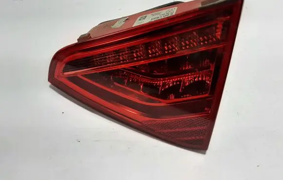 Audi A5 8T 8F Tailgate rear/tail lights 8T0945094C