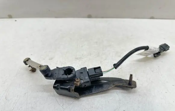 Renault Scenic IV - Grand scenic IV Rear air suspension level height sensor 538210780R