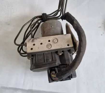 Mercedes-Benz Vito Viano W638 ABS Pump 0265900033