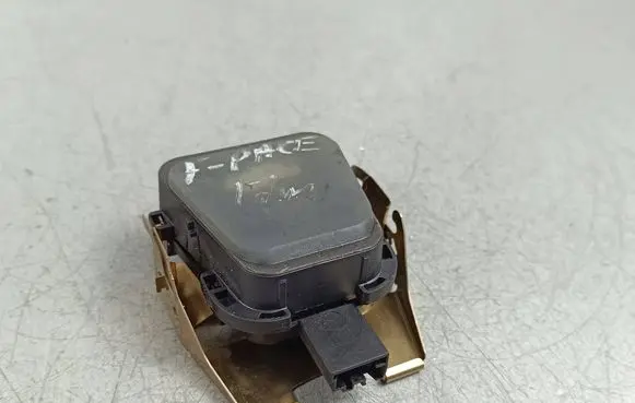 Jaguar F-Pace Rain sensor CPLA17D547AJ YB007PD10133K 10136031
