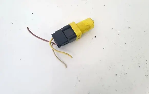 Renault Megane I Brake pedal sensor switch