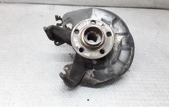 Skoda Fabia Mk1 (6Y) Front wheel hub spindle knuckle