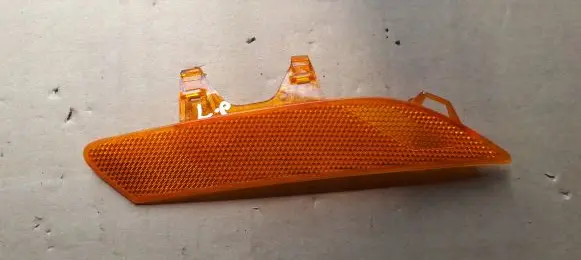 Audi A6 S6 C7 4G Front fender indicator light
