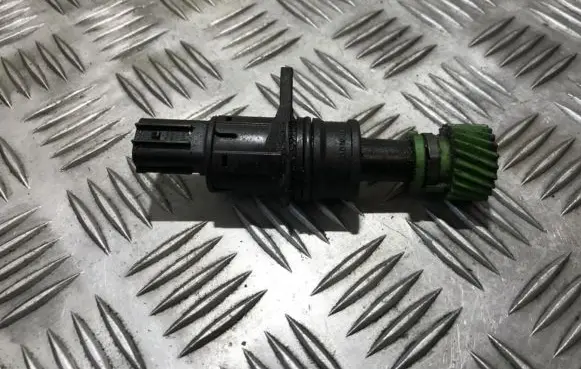 Mazda 323 F Speed sensor (speedometer sensor) tr0100