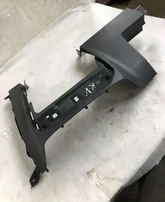 Volkswagen Tiguan Dashboard lower bottom trim panel 5nb857005