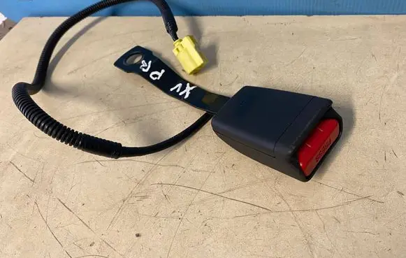 Subaru XV Front seatbelt buckle 1085445 140620CT