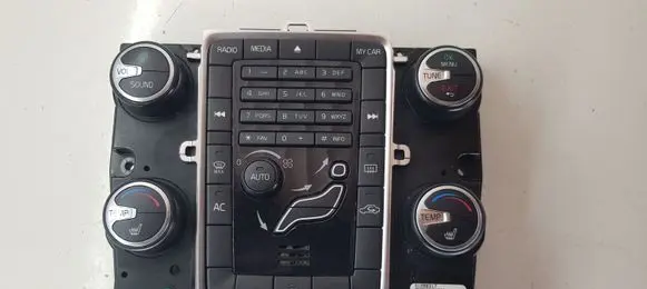 Volvo V60 Climate control unit 31288317
