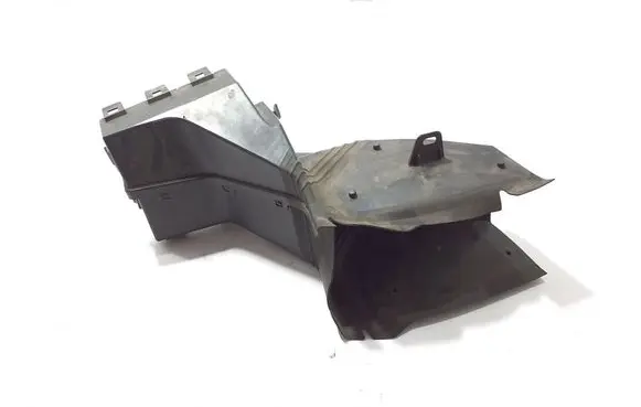 Citroen DS7 Crossback Intercooler air channel guide 9828671380