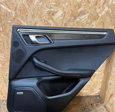Porsche Macan (95B) Seat set 