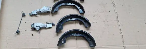 Maserati Quattroporte Brake pads (rear) 