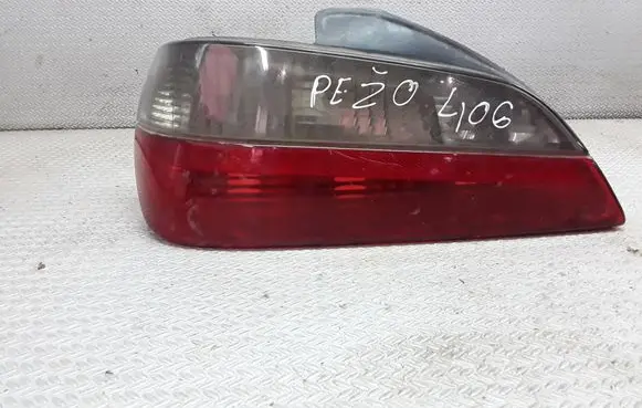 Peugeot 406 Rear/tail lights