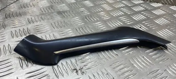 Toyota Verso Front door interior handle trim 677420F060