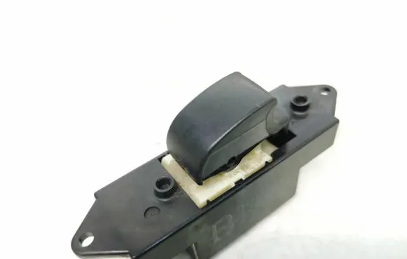 Mitsubishi Colt Electric window control switch Mr587944 12Z7TH C8DD411MB