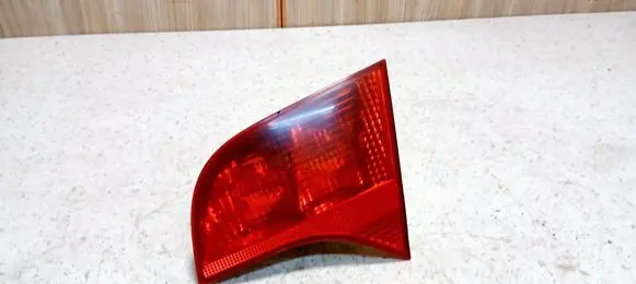 Audi A4 S4 B7 8E 8H Tailgate rear/tail lights 8E9945094 484502389 ULO749002