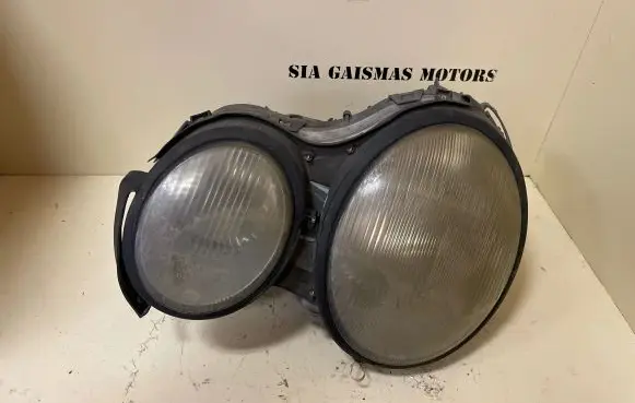 Mercedes-Benz E W210 Headlight/headlamp 144869