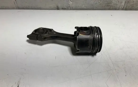 BMW 5 F10 F11 Piston 0840ZU