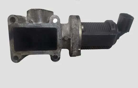 Opel Vectra C EGR valve 55215031