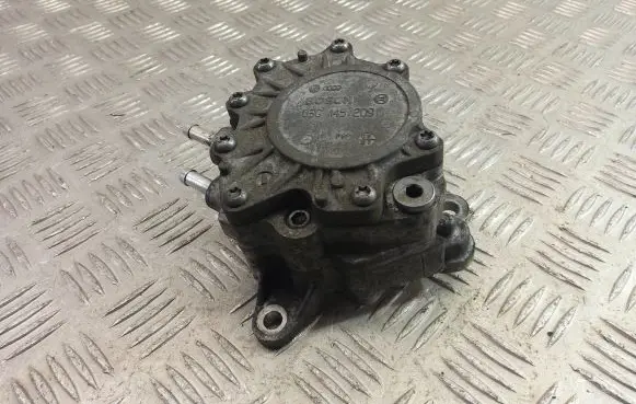 Skoda Octavia Mk1 (1U) Vacuum pump 03G145209C