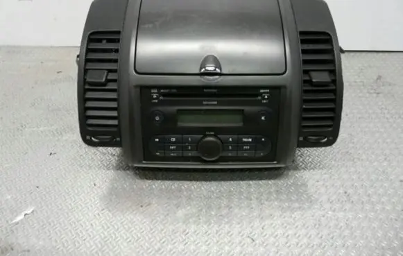 Nissan Note (E11) Radio/CD/DVD/GPS head unit 7645387318