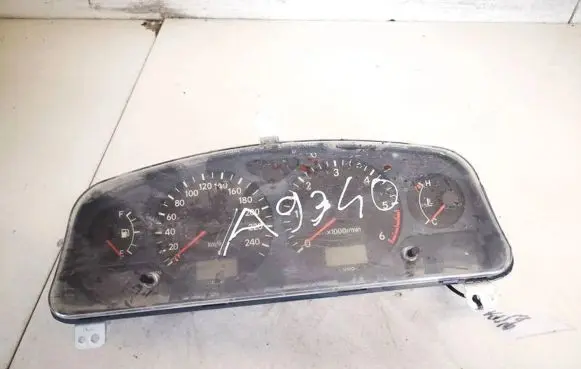 Toyota Avensis T220 Speedometer (instrument cluster) 8380005310 83800-05310
