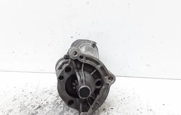 Peugeot 307 Starter motor D6RA572