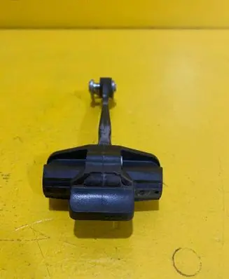 Alfa Romeo Giulietta Rear door check strap stopper 