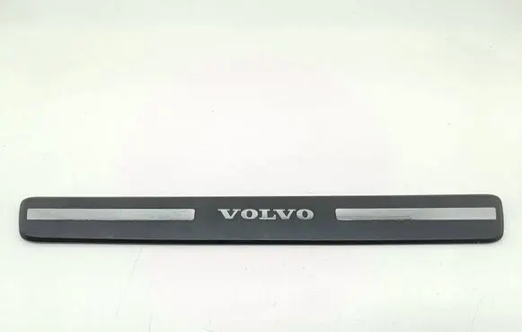 Volvo XC60 Front sill trim cover 31349213