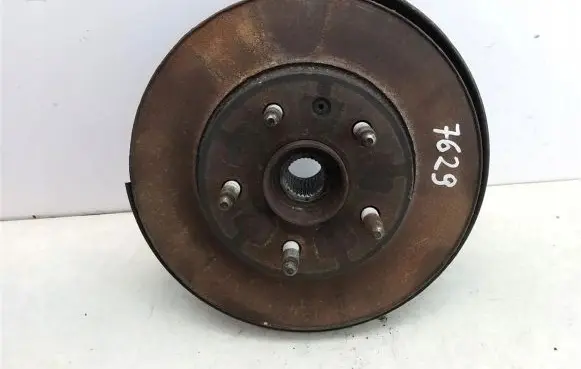Opel Insignia A Front wheel hub spindle knuckle