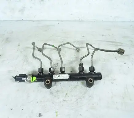 Ford Grand C-MAX Fuel main line pipe 9685297580