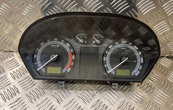 Skoda Fabia Mk1 (6Y) Speedometer (instrument cluster)