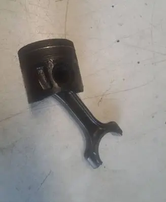 Opel Antara Piston with connecting rod