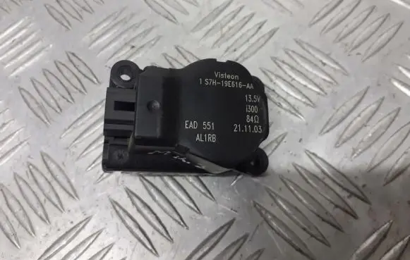 Ford Mondeo Mk III Central body control module 1S7H-19E616-AA
