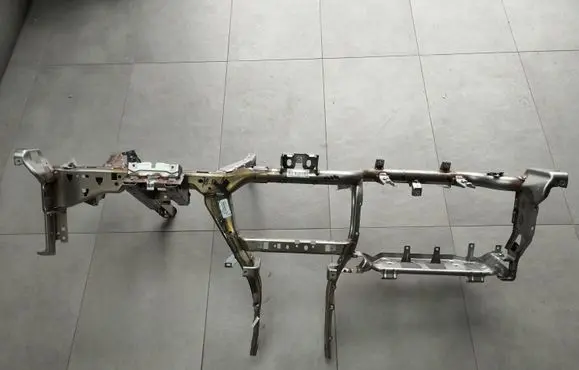 Audi Q4 Sportback e-tron Dashboard cross member/frame bar 89B857017