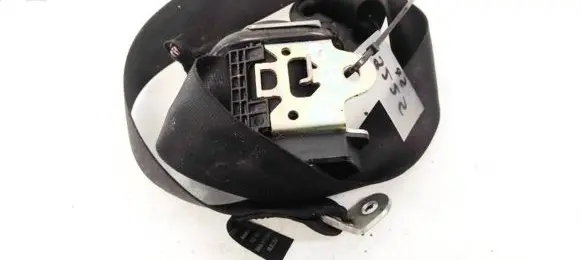 Skoda Octavia Mk2 (1Z) Front seatbelt 1Z0857702B 602481100