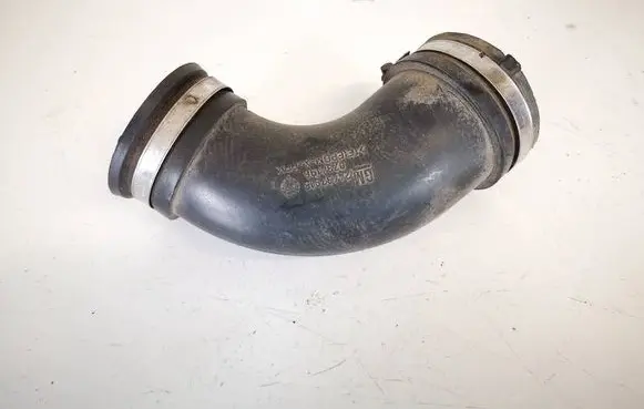 Opel Astra H Air intake hose/pipe 24437915