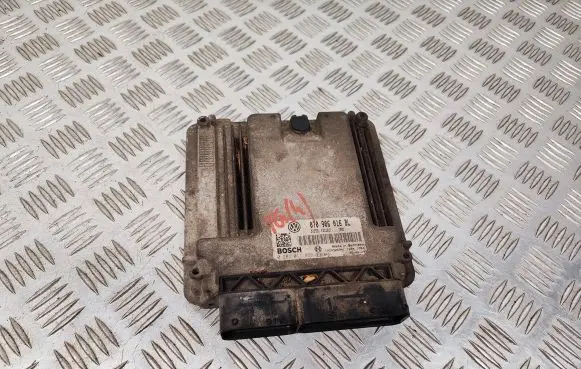 Volkswagen Touareg I Engine control unit/module 070906016BL