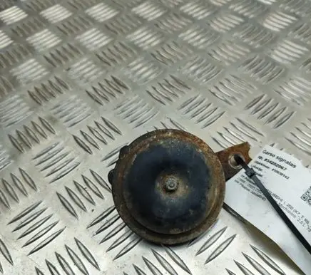 Mitsubishi L200 Horn signal MB571888