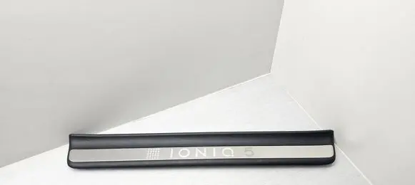 Hyundai Ioniq 5 Front sill trim cover 85884GI100