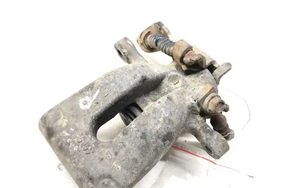 Opel Zafira B Rear brake caliper