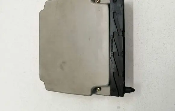 Volvo S60 Engine control unit/module 1928403486