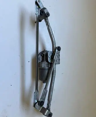 Volkswagen PASSAT B8 Front wiper linkage and motor 3G1955023C 20150922 3397021866